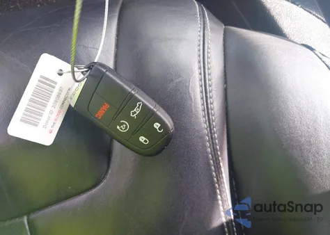 2013 Dodge Dart Limited z USA, uszkodzony, nr VIN 1C3CDFCA3DD334602